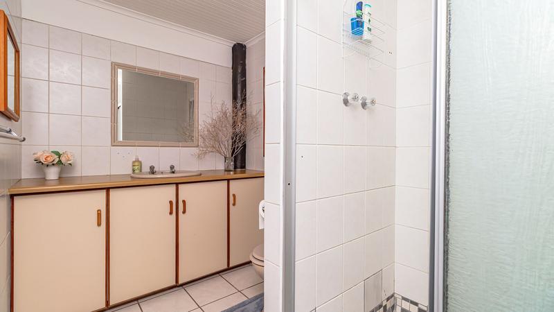 6 Bedroom Property for Sale in Tergniet Western Cape